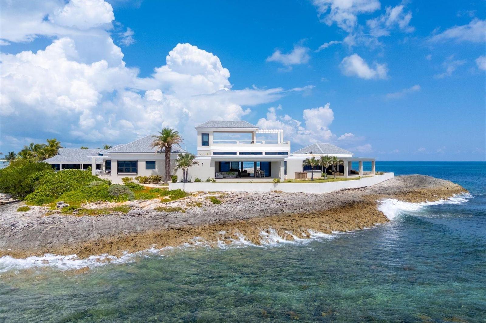 7 bedroom Residence for sale — ISLAND OASIS in Abaco Islands, The Bahamas — photo 3