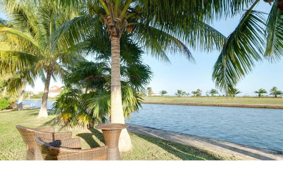 Waterfront Home in the Placencia Residences – Belize — photo 2