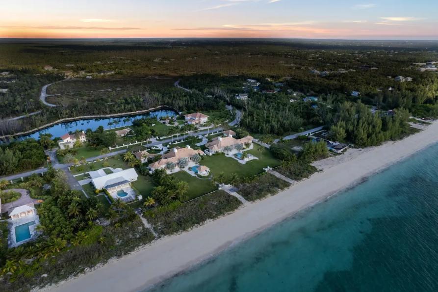 15 & 74 Spanish Main in the Bahamas — photo 1