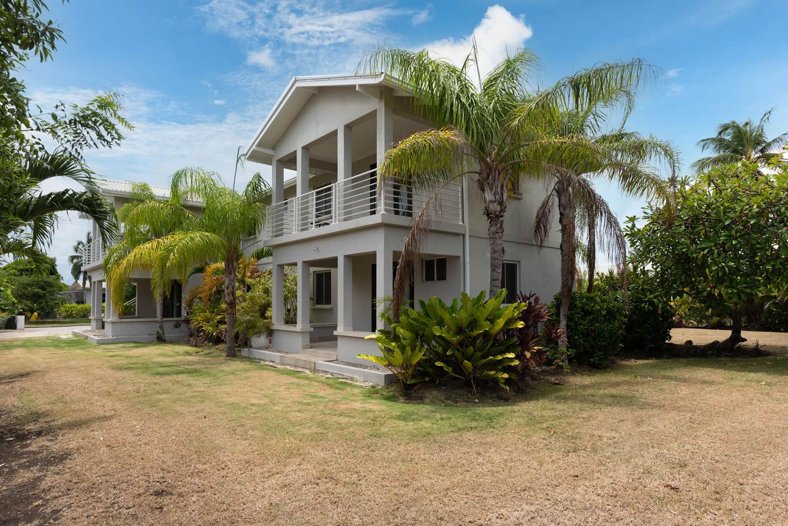 7 Bedroom Multi-Unit Investment Property for Sale — photo 1