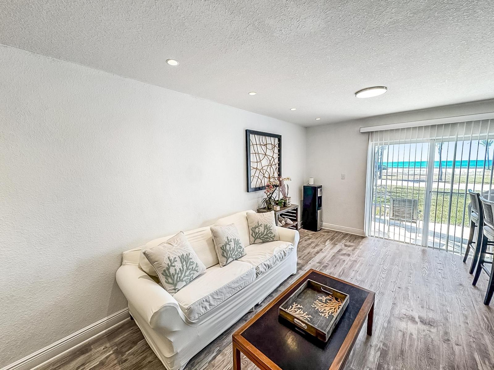Bimini Bay Resort Apartment for Sale — photo 2