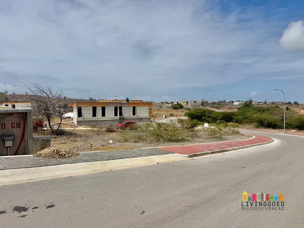 Spacious Building Plot in Brakkeput for Sale — photo 1