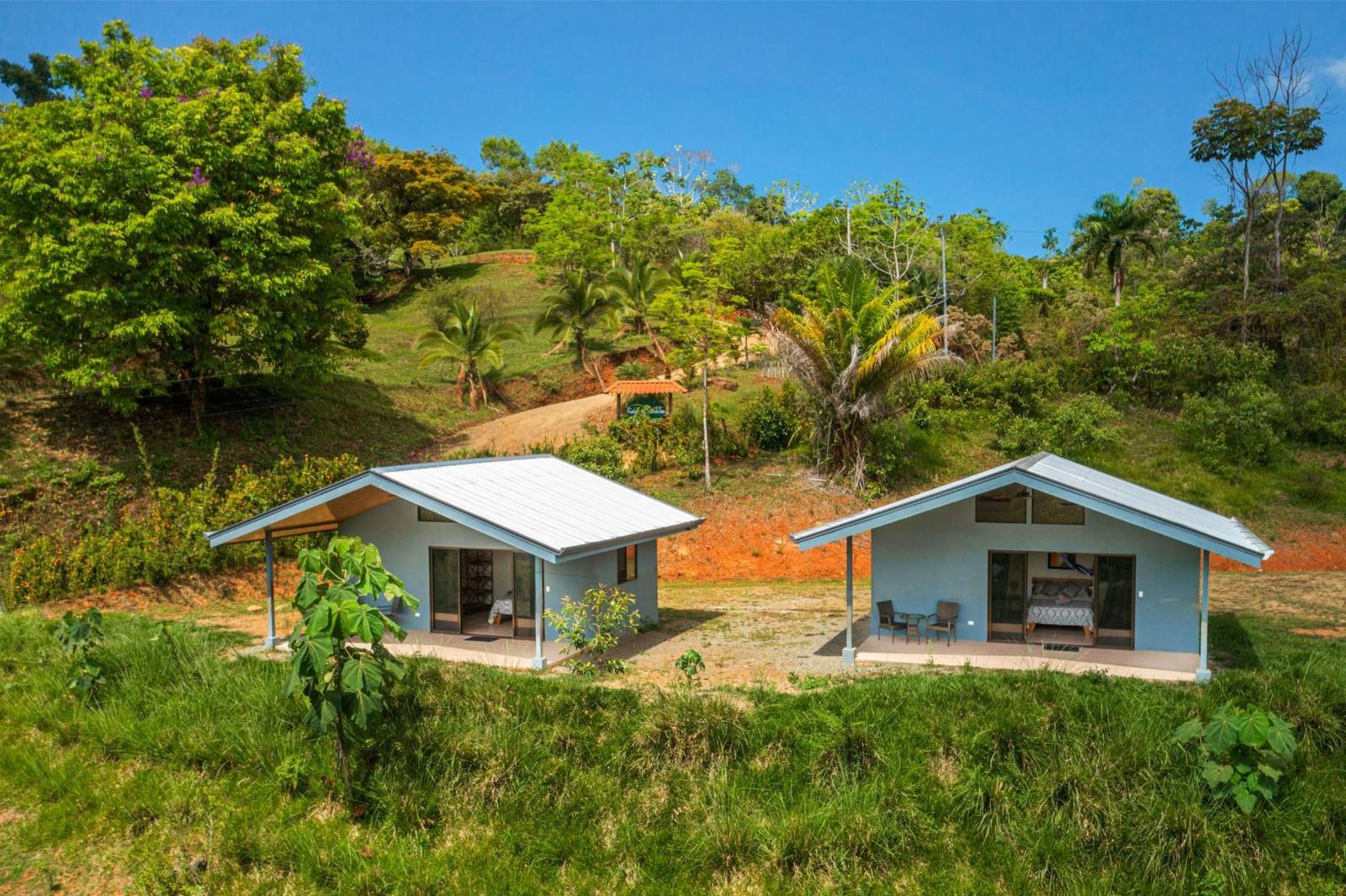 4.7 Acre Estate for Sale, Hills of Portalon, Manuel Antonio, Puntarenas, Costa Rica — photo 1