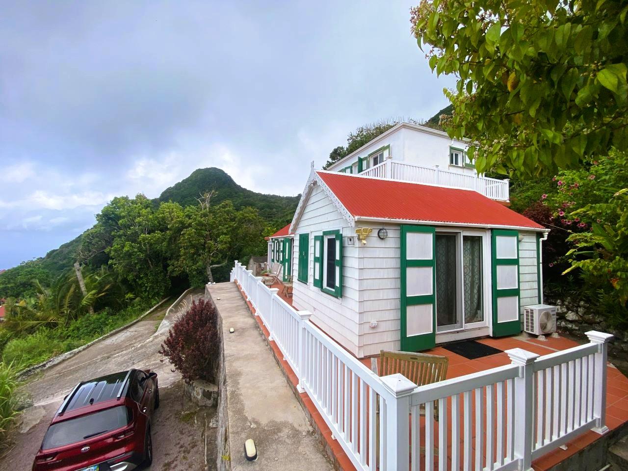 CatsEye Cottage – Charming Home with Ocean Views — photo 3