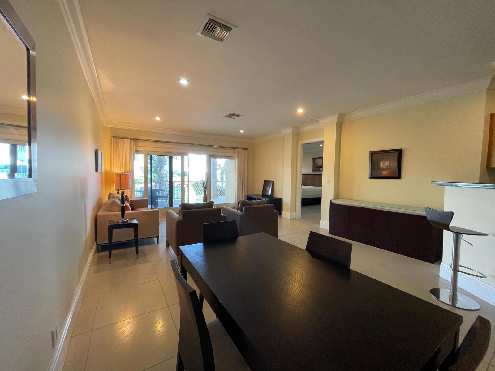 1 bedroom Apartment for sale — SUFFOLK COURT CONDOMINIUM in Grand Bahama, The Bahamas — photo 5