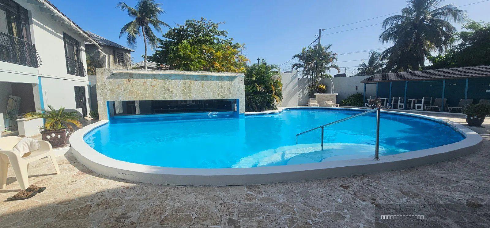 2 bedroom property for sale — photo 1
