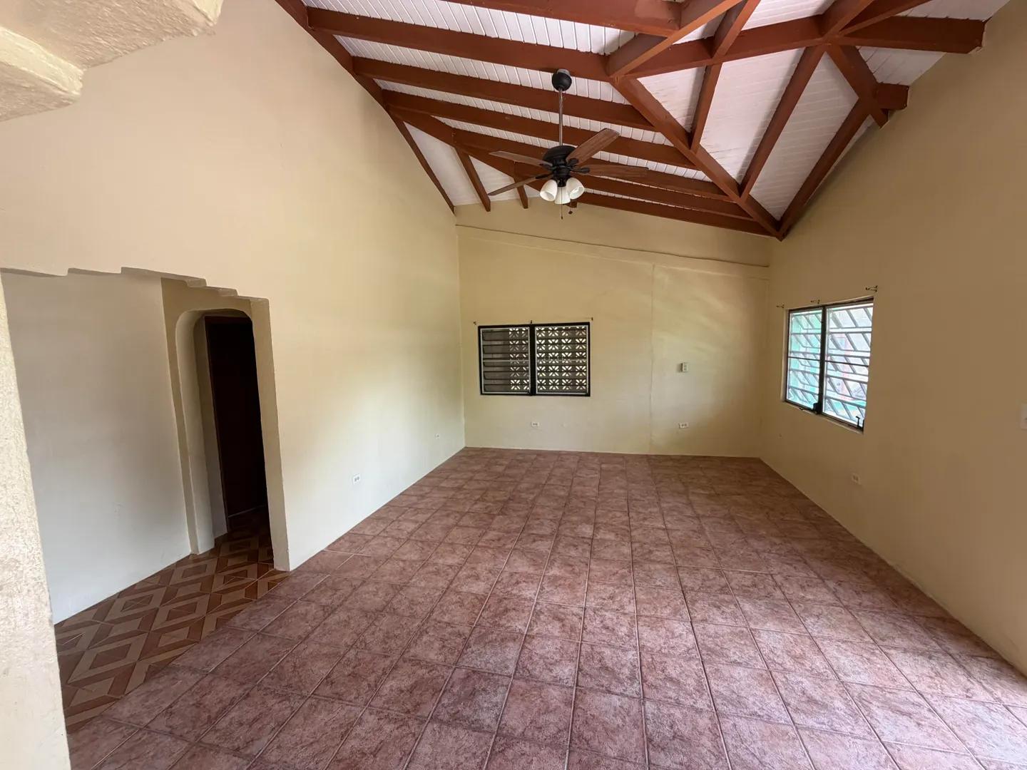 3 bed 2 bath house for rent in Frederiksted — photo 4