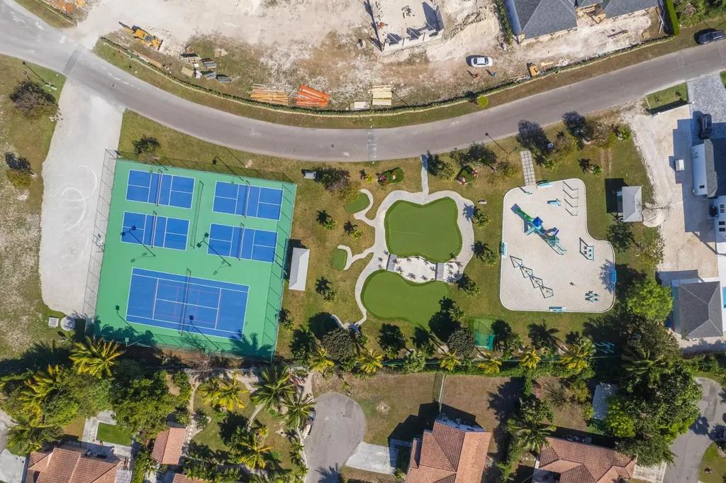 10,000+ sq. ft. homesite in Palm Cay, New Providence — photo 5