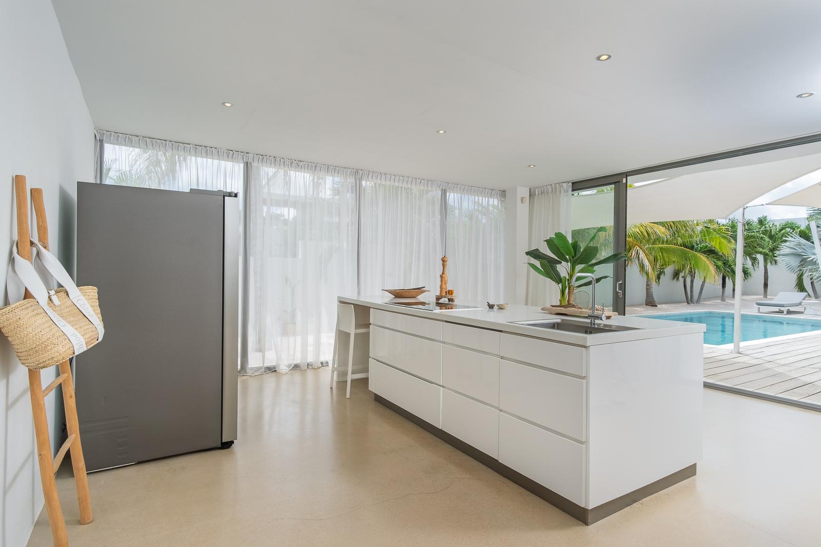 3 Bedroom Luxury Villa for Sale, Vista Royal R1, Jan Thiel, Curacao — photo 2