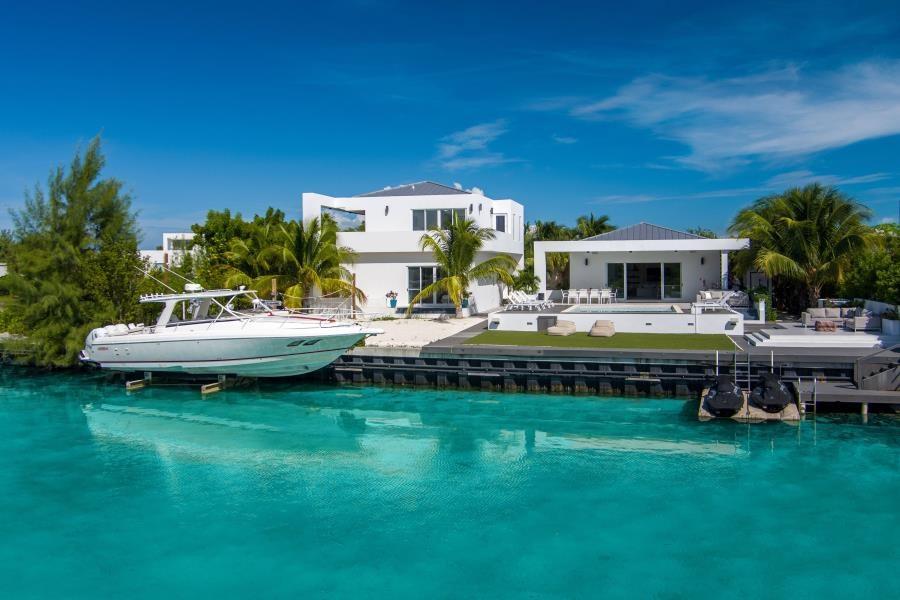 Villa Sand and Sea Turks and Caicos Islands — photo 1
