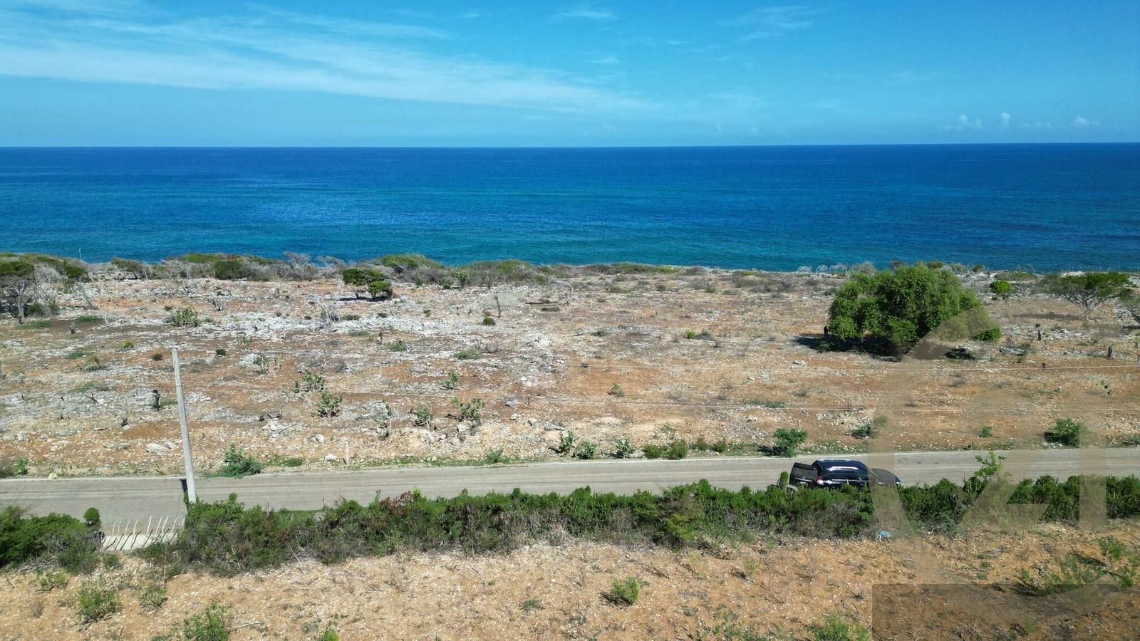 Oceanfront Lot for sale in La Isabela, Luperón Near Fricolandia — photo 1