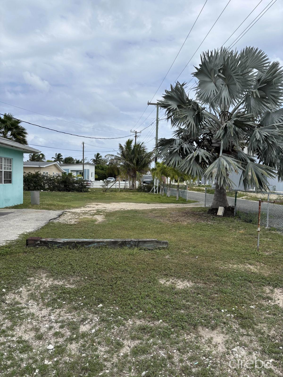 6 Bedroom Multi-Unit Residence & Church for Sale in Bodden Town / Breakers, Grand Cayman — photo 2