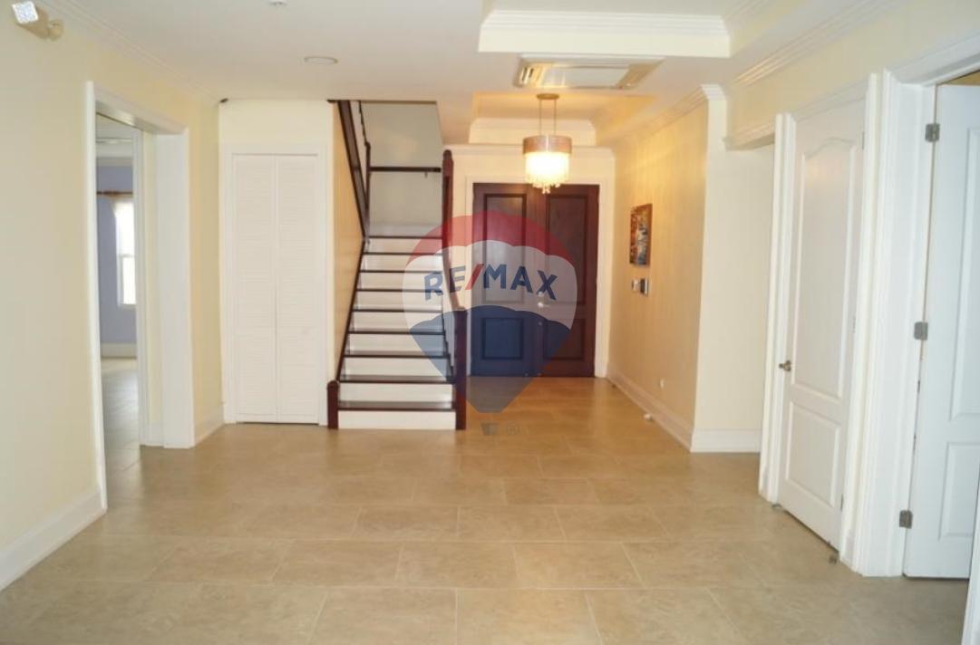EMERALD VILLA - CANE GROVE — photo 4