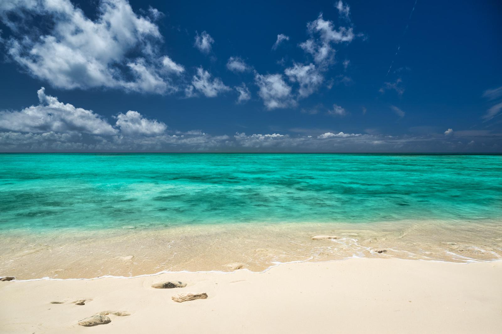 4 Bedroom Luxury Beachfront Home for Sale, Parrot Cay, Turks & Caicos — photo 2