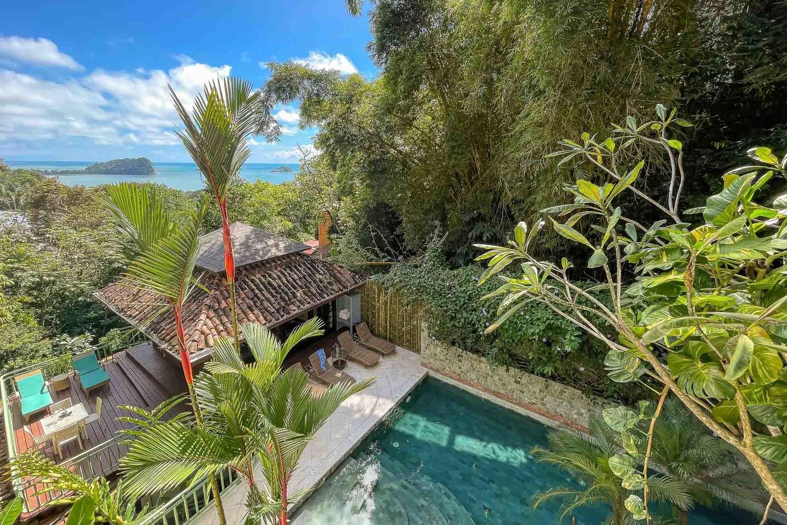 6 Bedroom Luxury Ocean-View Villa for Sale in Manuel Antonio, Costa Rica — photo 3