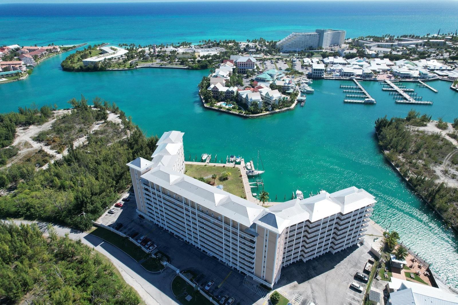 1 Bedroom Apartment for Sale in HARBOUR HOUSE TOWERS, Grand Bahama — photo 2