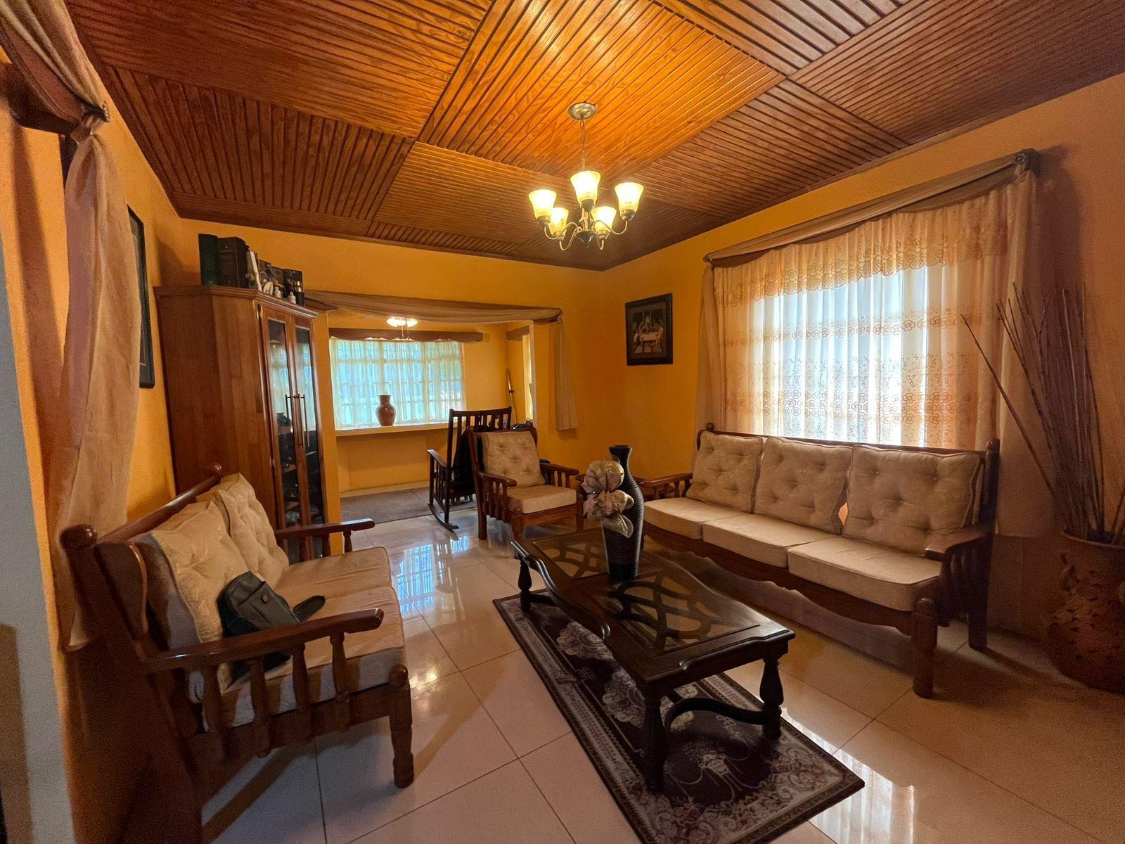 3Br/2.5Ba Arima House for SALE — photo 3