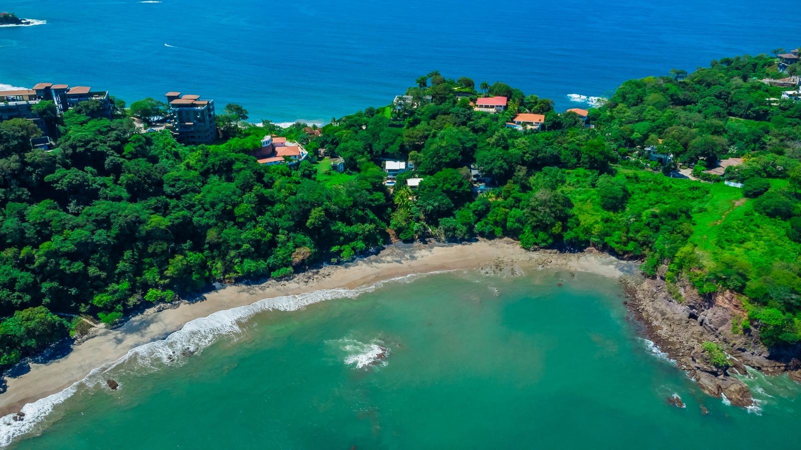 4 Bedroom Beachfront Home for Sale, Flamingo, Guanacaste, Costa Rica — photo 1