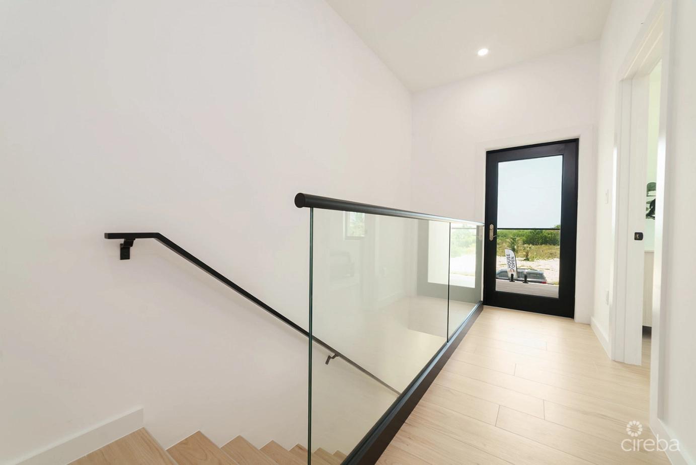 2 Bedroom Duplex in Lookout Garden, Cayman Islands — photo 5