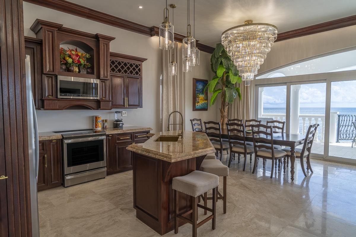 Beachfront Condo at Venezia Del Caribe — photo 3