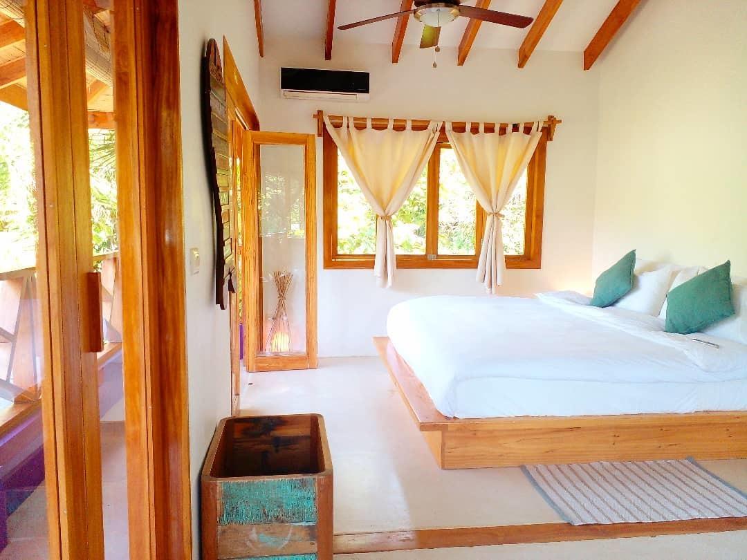 10 Bedroom Boutique Hotel for Sale, Playa Hermosa, Santa Teresa, Puntarenas, Costa Rica — photo 5