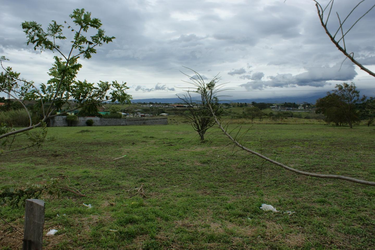 1.1 Hectares of Land for Sale, Brasil de Santa Ana, San Jose, Costa Rica — photo 3