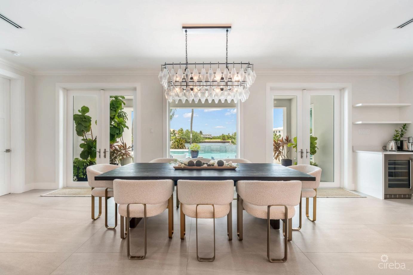 4 bedroom property for sale in Coconut Cove, The Shores - Cayman Islands — photo 5