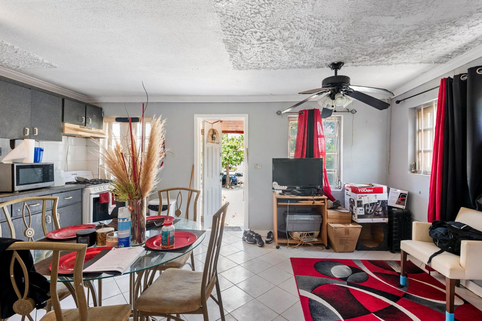 BOATSWAIN HILL TRIPLEX — photo 4