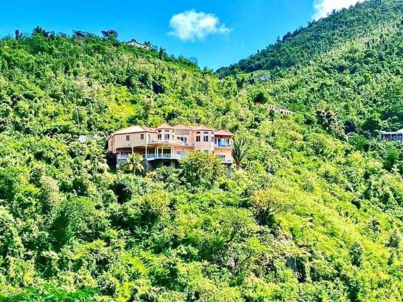 4 Bedroom 3 Bedroom Villa For Sale in Georges North Side, Tortola — photo 3