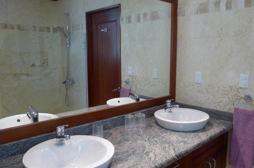 Large Villa In Very Nice Private Community — photo 2