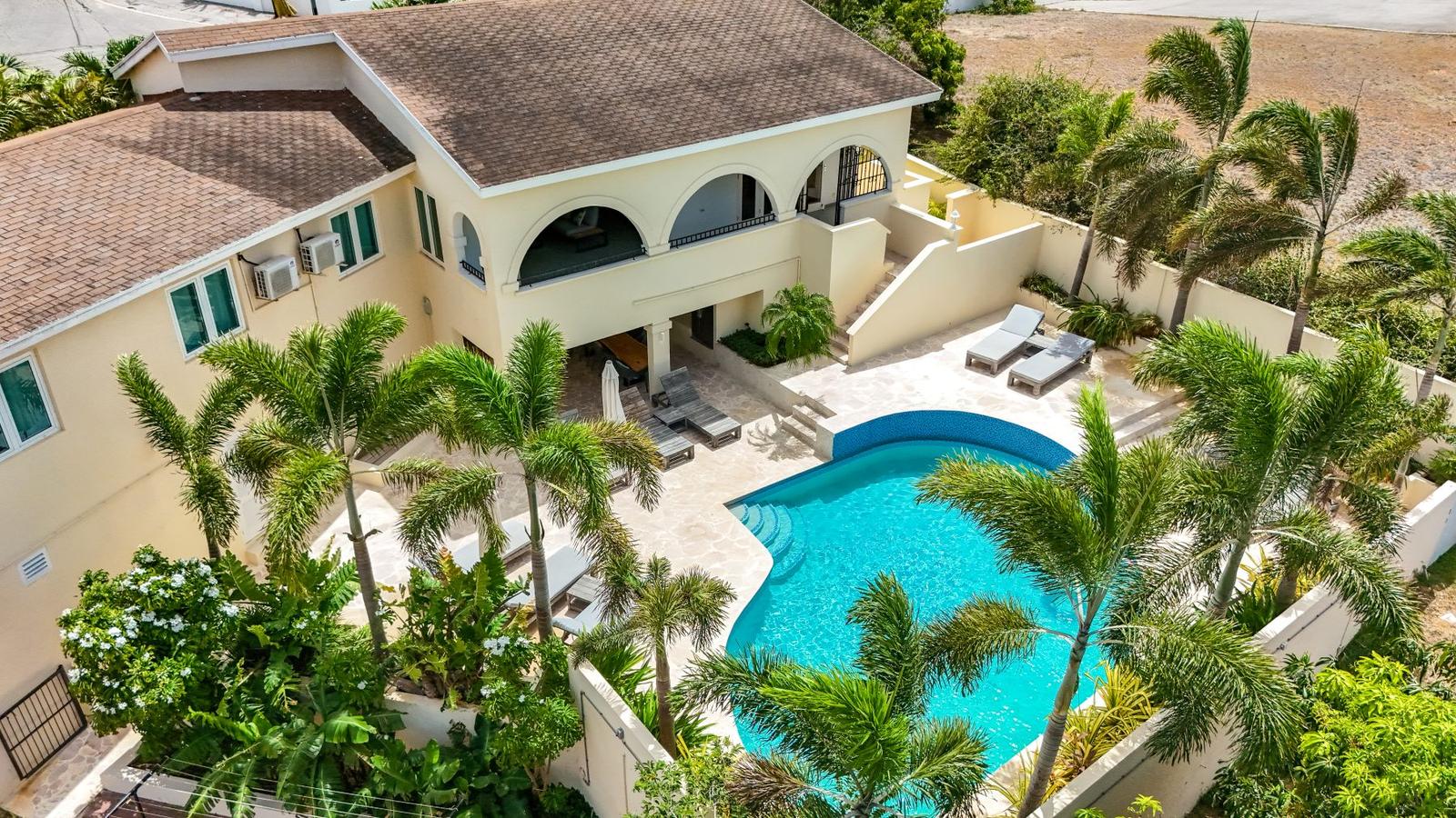 5 Bedroom Home for Sale in Willemstad, Curacao — photo 4