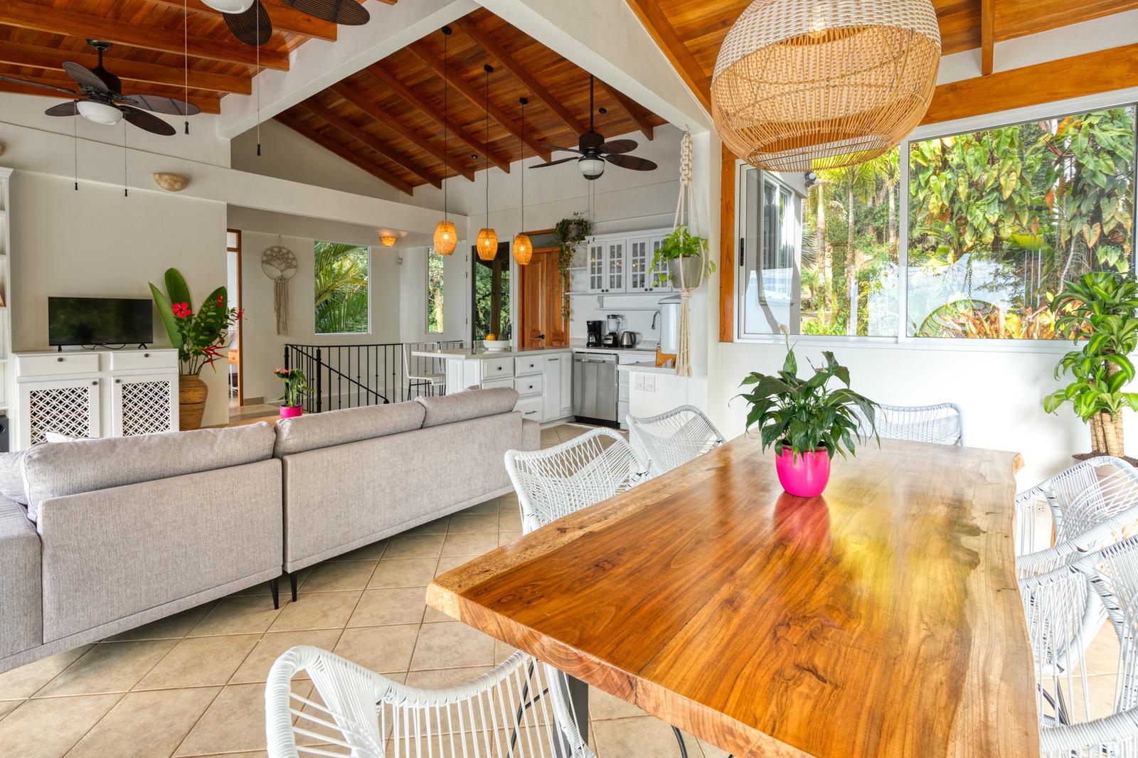 2 Bedroom Villa for Sale, Escaleras, Puntarenas, Costa Rica — photo 4