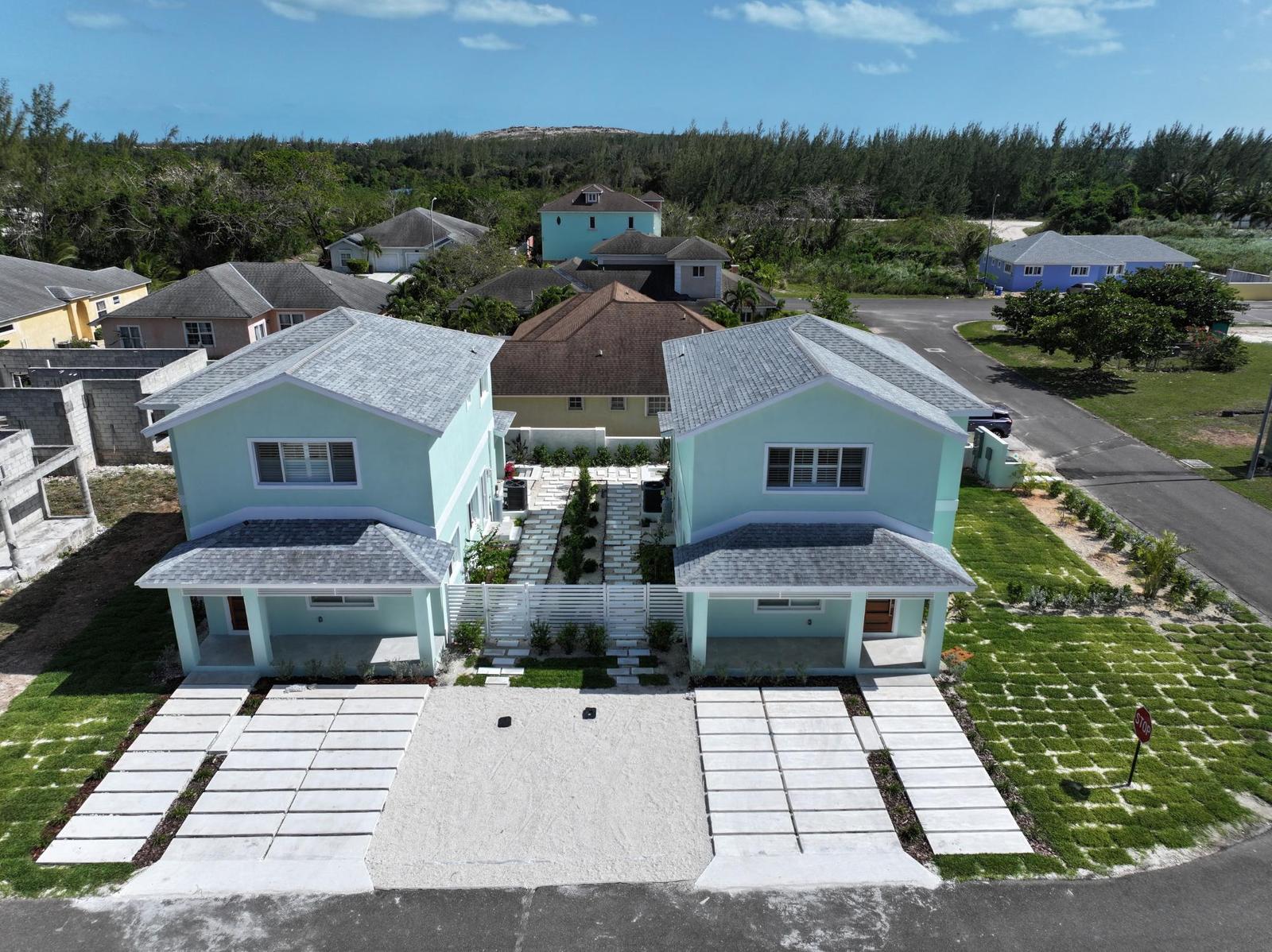 3 bedroom Apartment for sale — HIGH POINT ESTATES in Nassau / New Providence, The Bahamas — photo 1