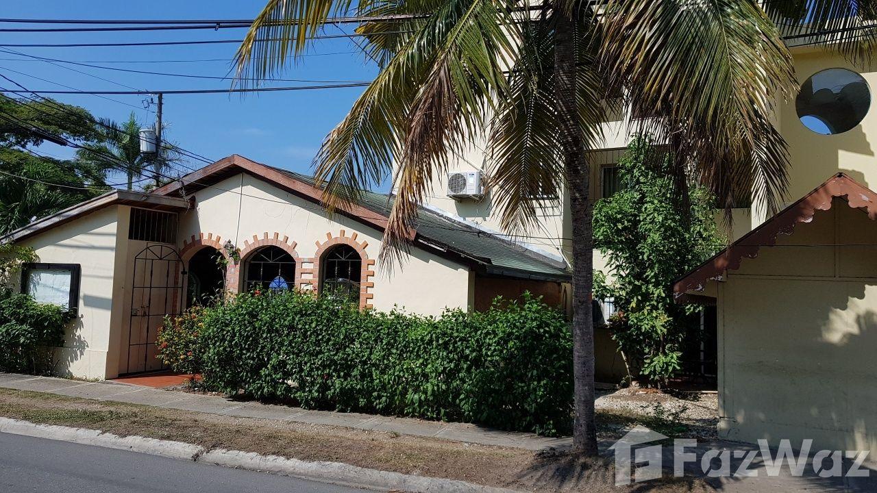 Good Running Hotel With Bar/Restaurant For Sale — photo 3