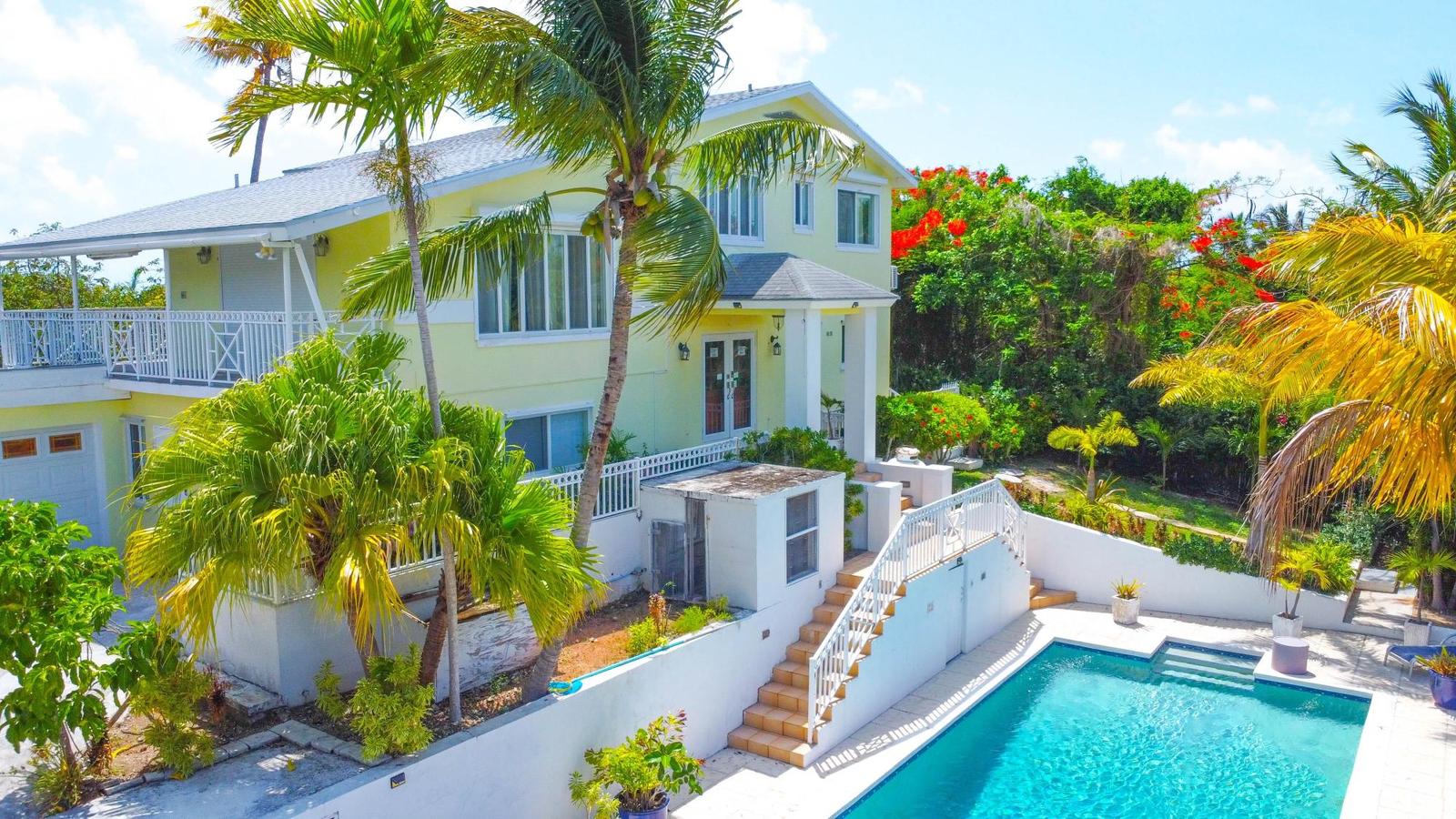 5 Bedroom Residence for sale - 4-5 EASTERN BONNIE LANE, Nassau / New Providence, The Bahamas — photo 1