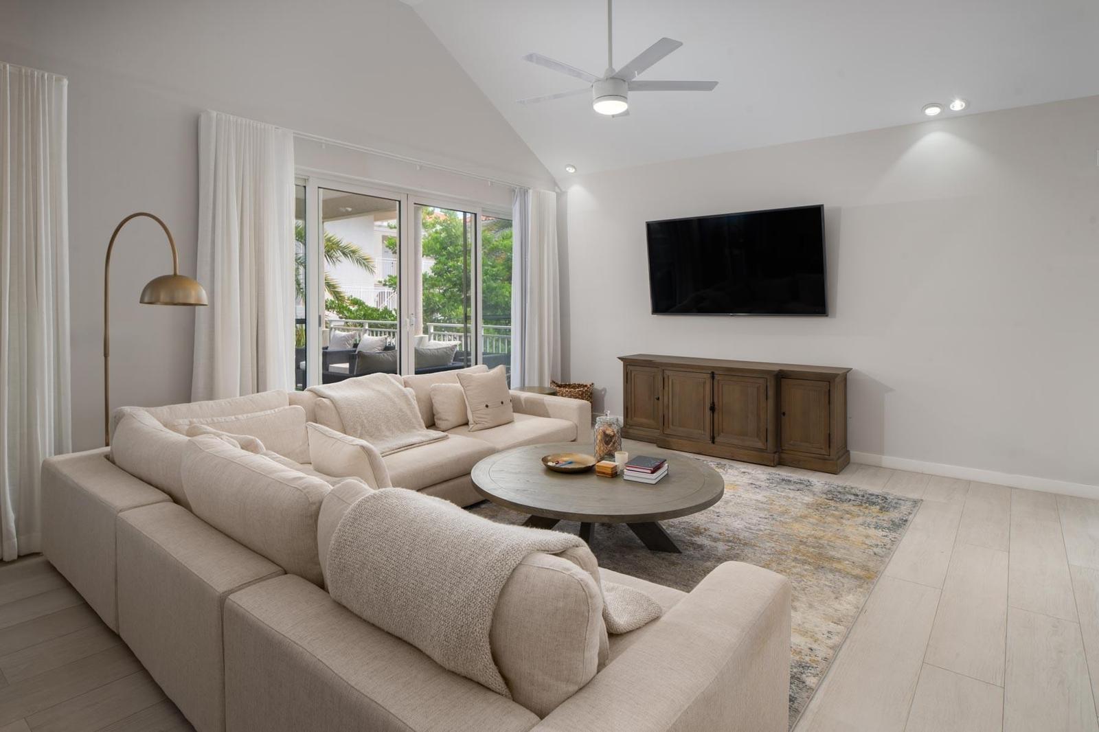2-bedroom condo in Turtle Cove, Providenciales — photo 5