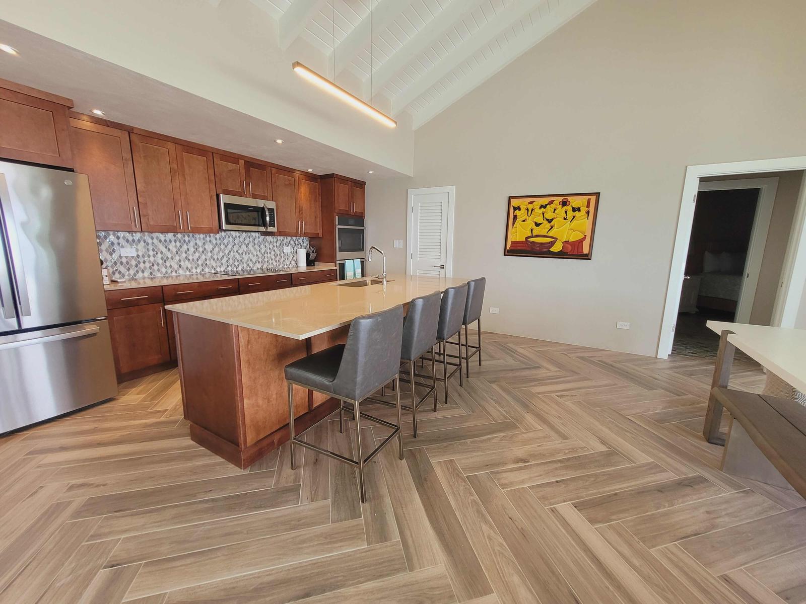 Modern Luxury 8-Bedroom Oceanview Villa with Additional Apartments in Pelican Key — photo 4