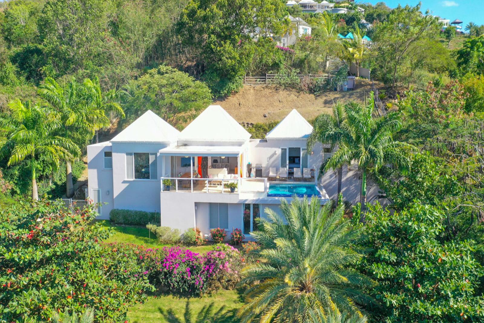3 Bedroom Luxury Villa for Sale, Sugar Ridge, Jolly Harbour, Antigua — photo 1