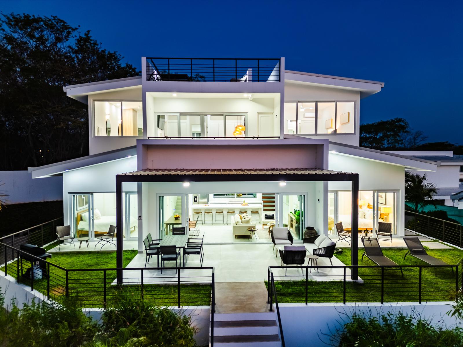 5 Bedroom Home for Sale in The Enclave, Playa Avellanas, Tamarindo — photo 1