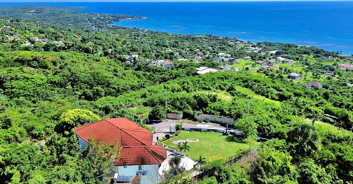 4 Bedroom House for Sale, Whitehouse, Westmoreland, Jamaica — photo 1