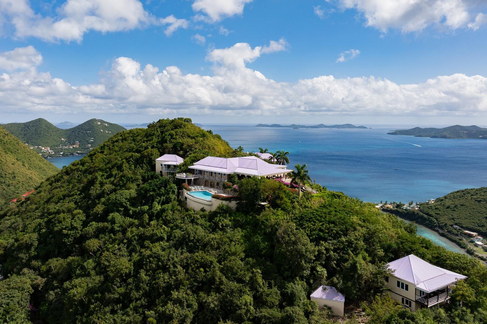 St Bernard Hill House - 6 Bedroom Villa in Tortola West — photo 5
