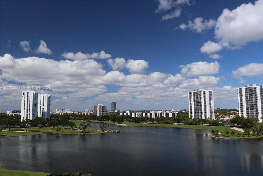 Turnberry Village Aventura 3BR Condo — photo 1