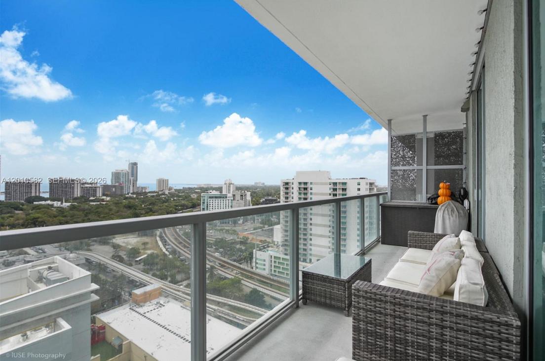 Axis Brickell 2BR Open-Concept Condo — photo 4