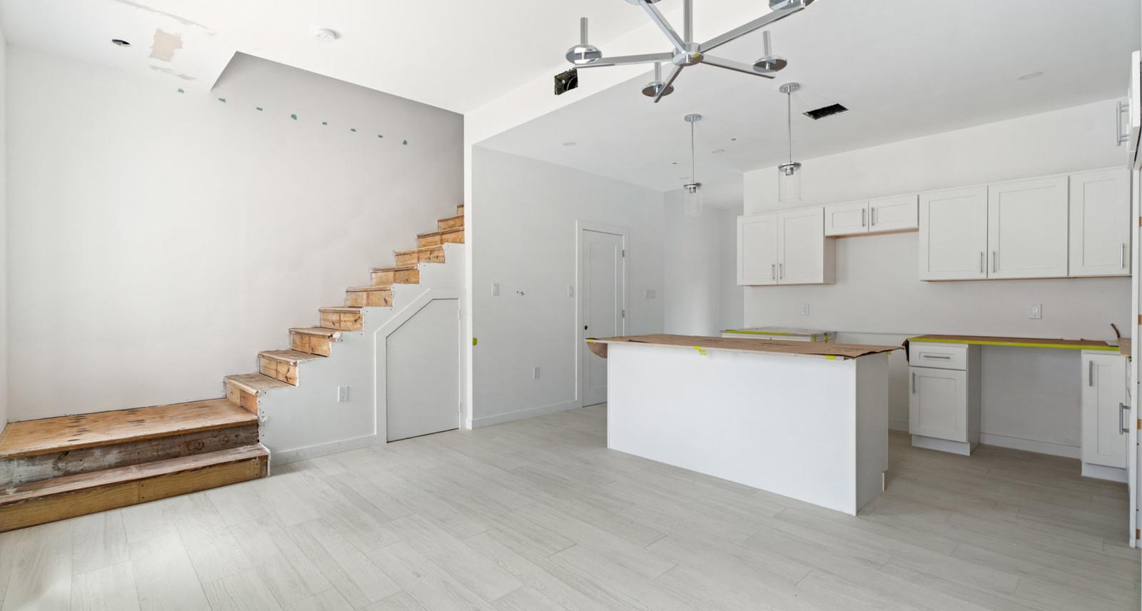 Freehold - Presenting Hilton Estates — photo 3