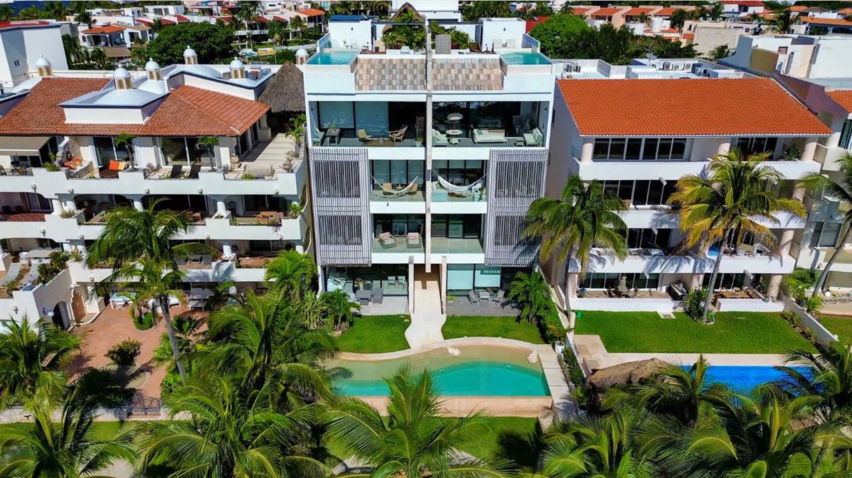 CasaCún 3BR Beachfront Condo at Puerto Aventuras — photo 1