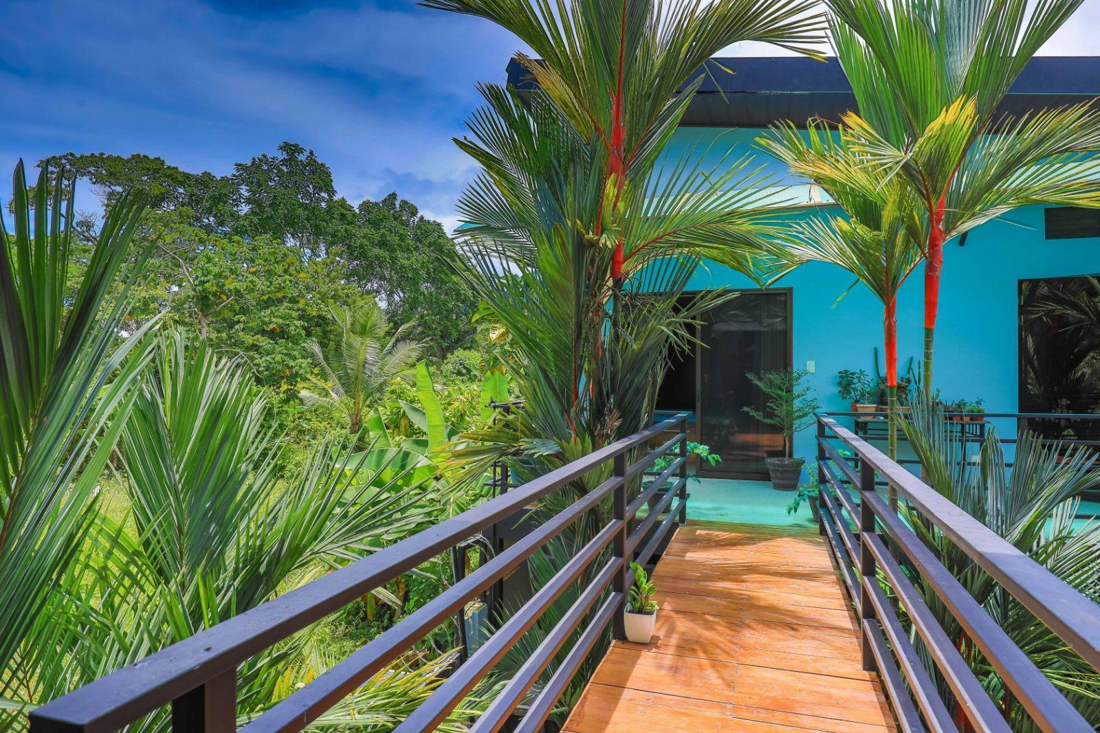 16 Bedroom Hotel for Sale, Uvita, Puntarenas, Costa Rica — photo 2