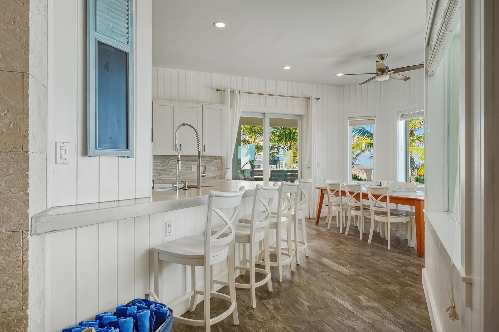 JIMMY HILL BEACH HOUSE — photo 3