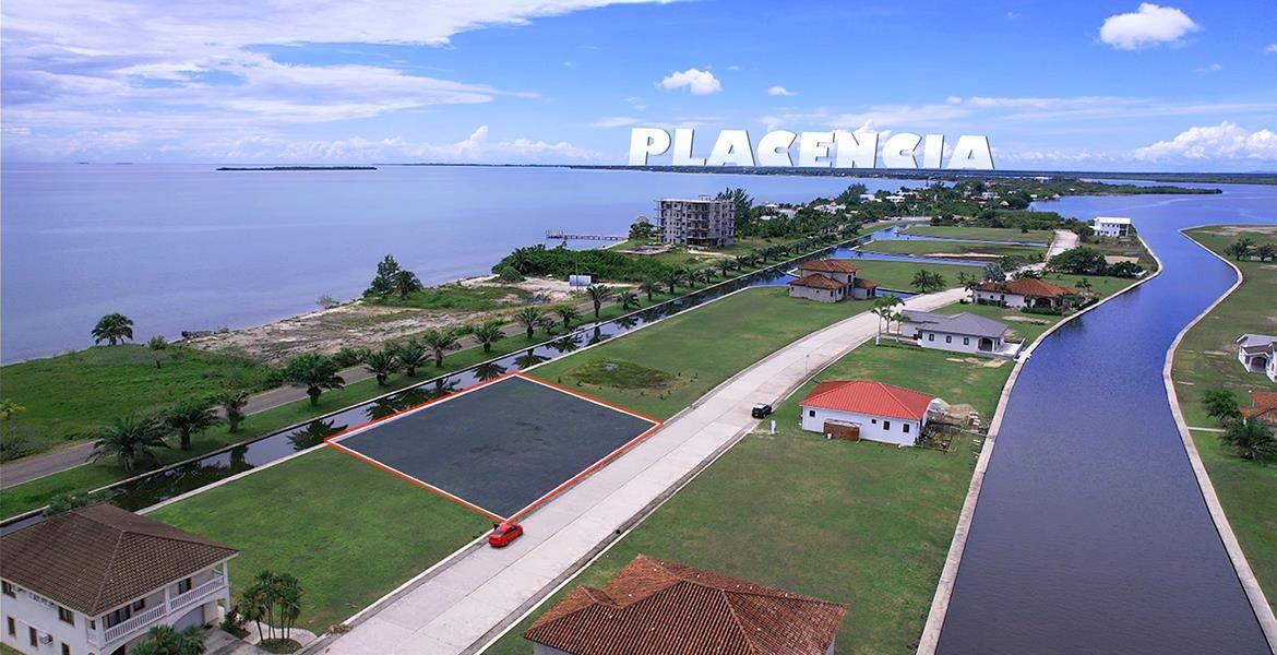 Stunning Canal Lot with Ocean and Mountain Views — photo 1