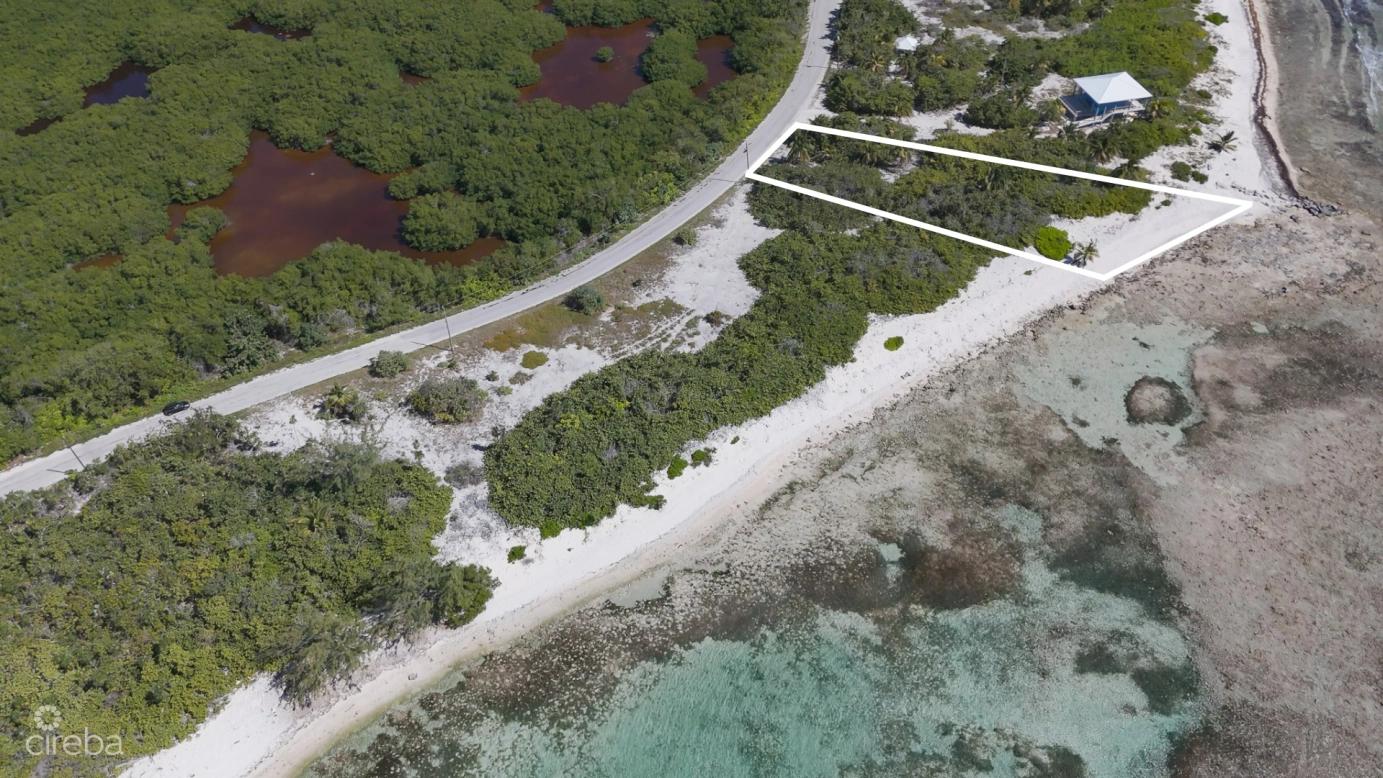 Little Cayman Beachfront Lot 0.45 Acres — photo 1