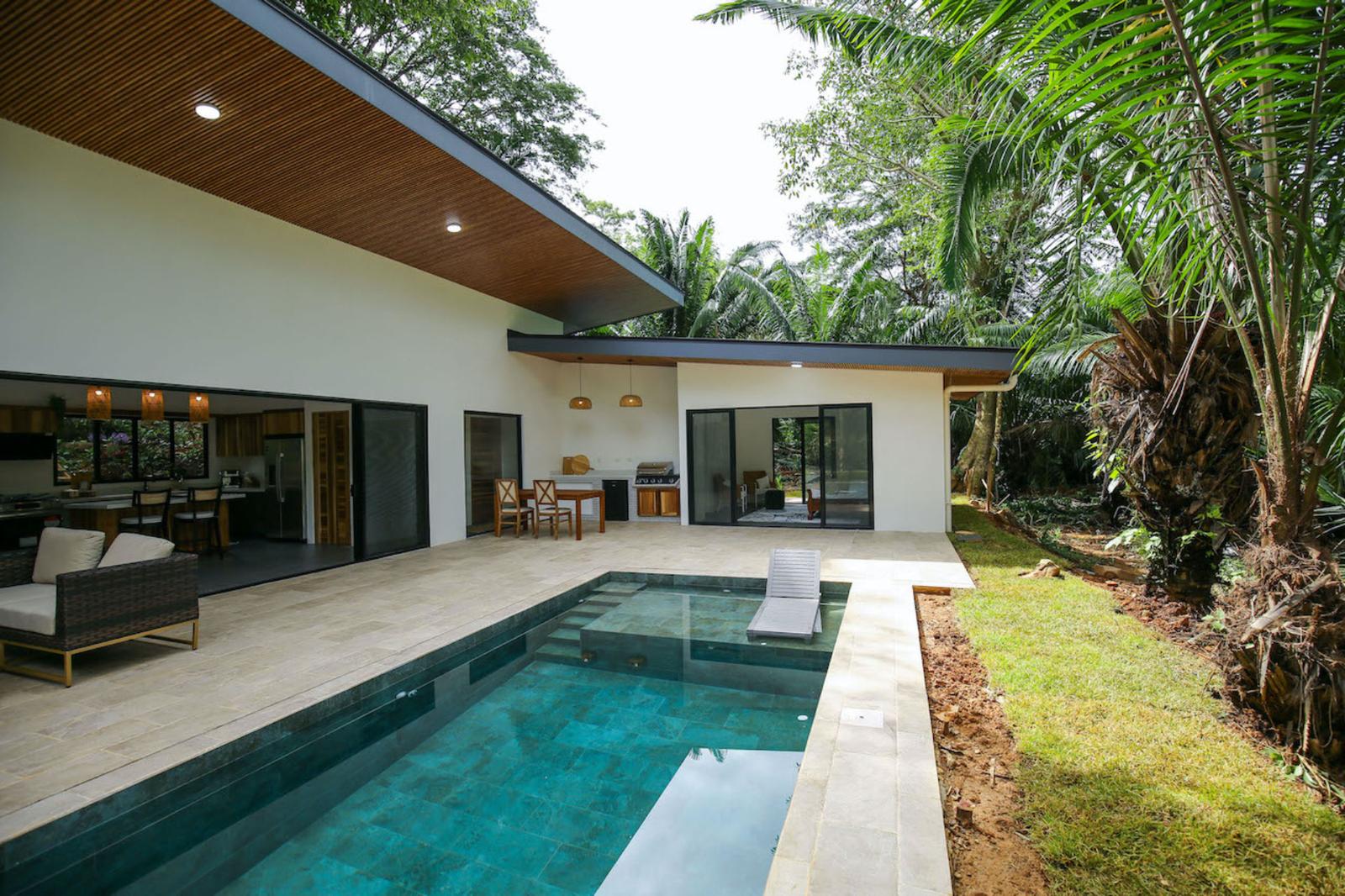 3 Bedroom House for Sale, Uvita, Puntarenas, Costa Rica — photo 1
